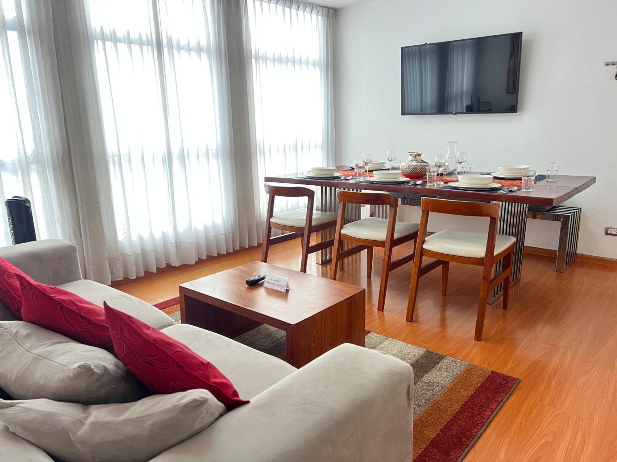 Downtown Lima Apt With May Promo Book & Save Big Esterno foto
