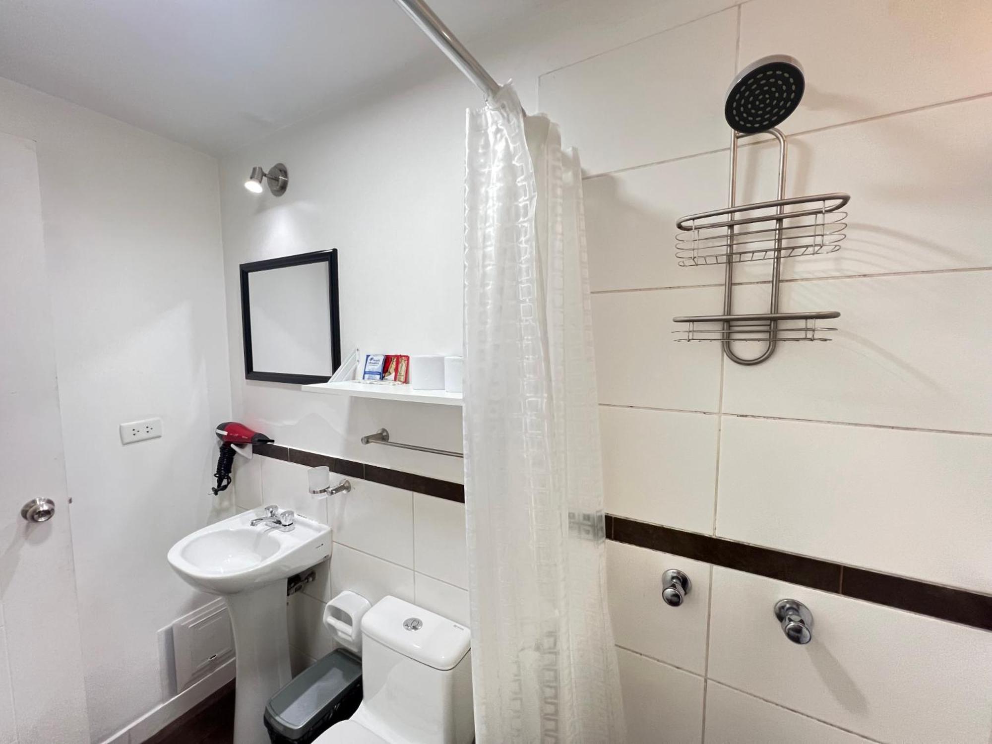 Downtown Lima Apt With May Promo Book & Save Big Esterno foto